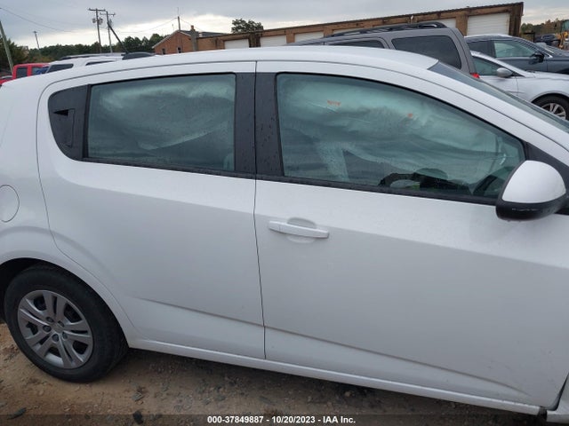 Chevrolet Sonic Lt Auto 2017 1G1JG6SH8H4136993 Image 13