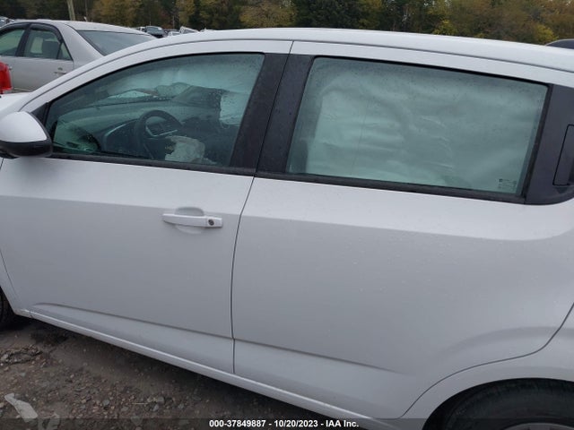 Chevrolet Sonic Lt Auto 2017 1G1JG6SH8H4136993 Image 14