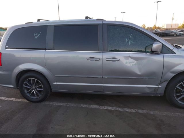 2C4RDGCG3HR561162 Dodge Grand Caravan Sxt