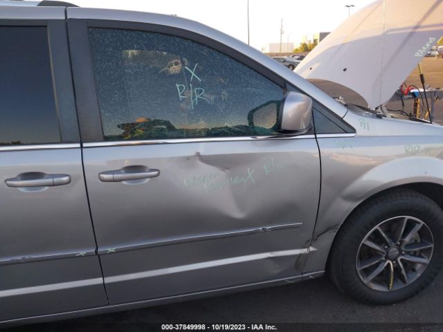 2C4RDGCG3HR561162 Dodge Grand Caravan Sxt