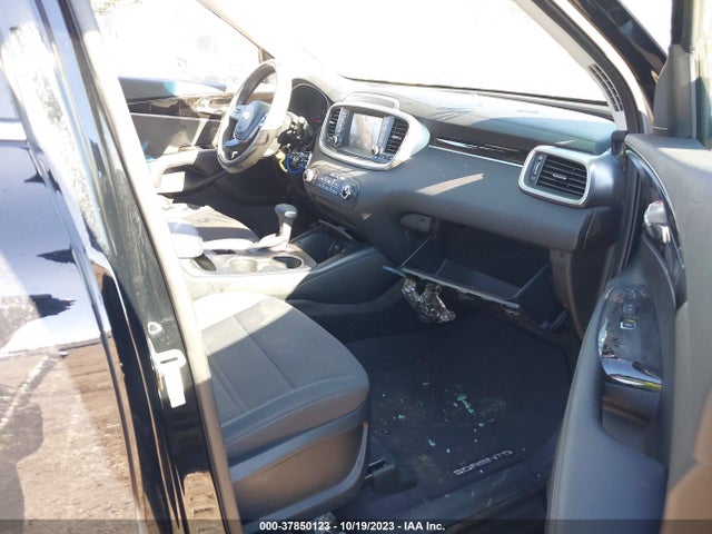 KIA SORENTO L 2019 5XYPG4A37KG579138 Image 5