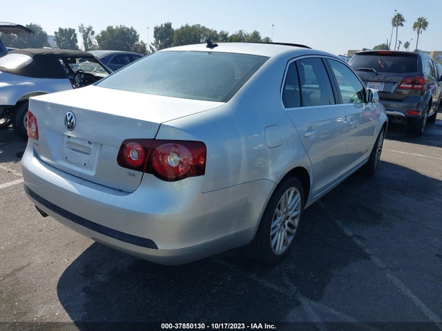2009 VOLKSWAGEN JETTA SE/SEL VIN: 3VWRM71K89M058708