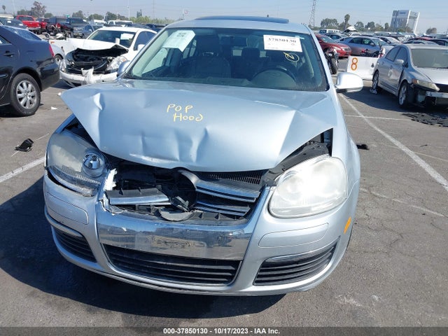 2009 VOLKSWAGEN JETTA SE/SEL VIN: 3VWRM71K89M058708