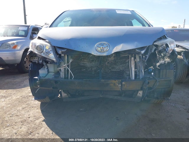 2013 TOYOTA SIENNA XLE/LTD VIN: 5TDDK3DC1DS063077