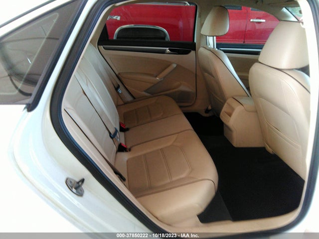 1VWAS7A31GC068507 Volkswagen Passat 1.8t R-line W/comfort Pkg