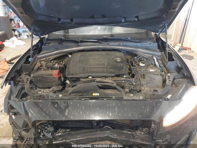 2018 JAGUAR F-PACE SADCL2GX3JA290009 Photo 9