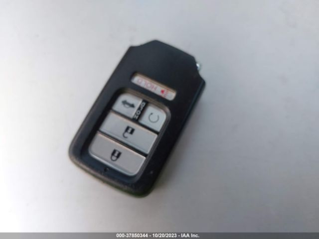 19XFC1F35GE037586 Honda Civic Sedan Ex-t