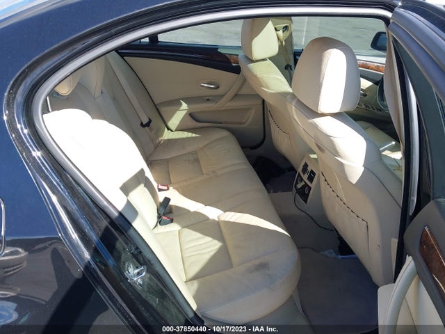 2008 BMW 5 SERIES 528I VIN: WBANU53518CT00152