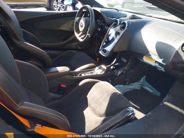 2018 MCLAREN 570S SBM13DAA0JW005019 Photo 4