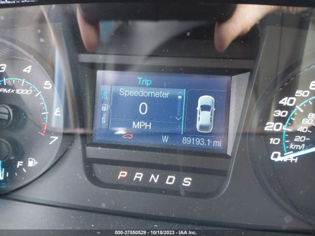 1FAHP2D82JG124005 Ford TAURUS SE