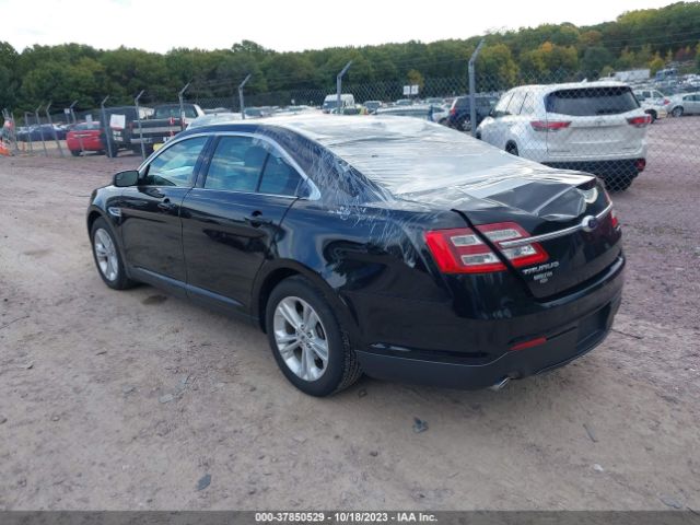 1FAHP2D82JG124005 Ford TAURUS SE