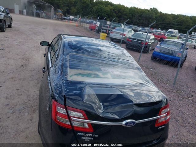 1FAHP2D82JG124005 Ford TAURUS SE