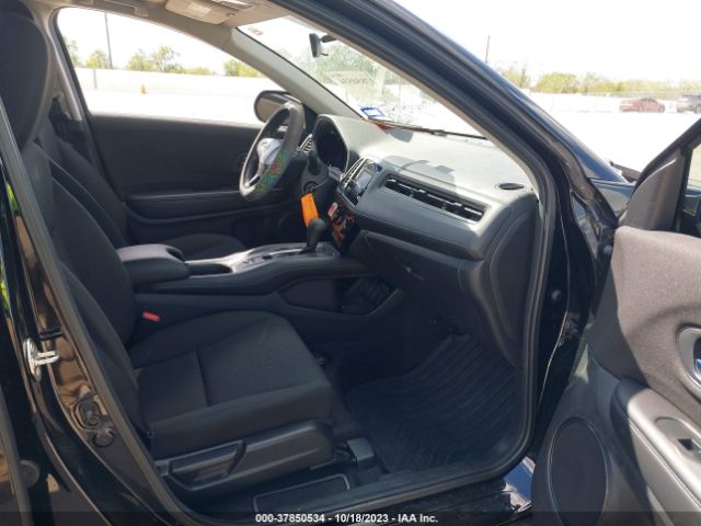 3CZRU5H36JG703584 Honda HR-V LX