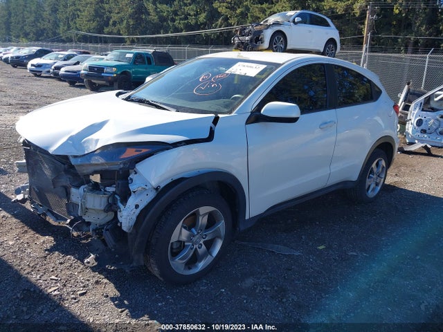 Honda HR-V LX 2017 3CZRU6H30HM710970 Image 2