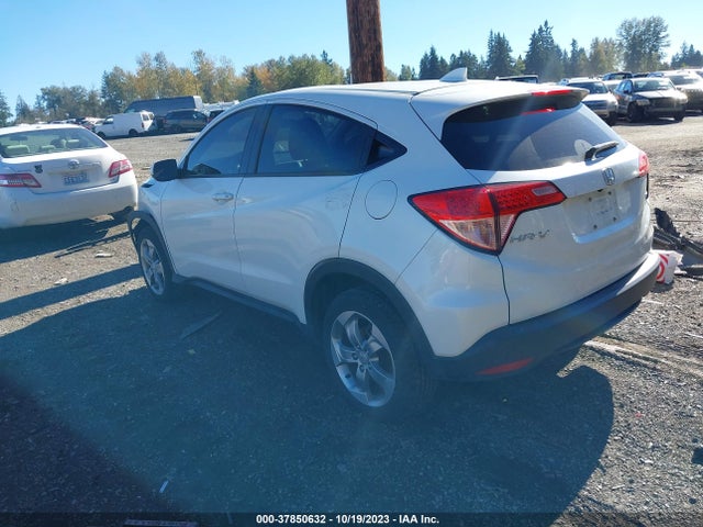 Honda HR-V LX 2017 3CZRU6H30HM710970 Image 3