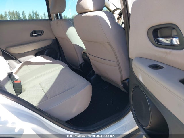 Honda HR-V LX 2017 3CZRU6H30HM710970 Image 8