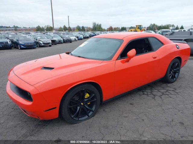 2C3CDZAG2JH112141 Dodge Challenger Sxt