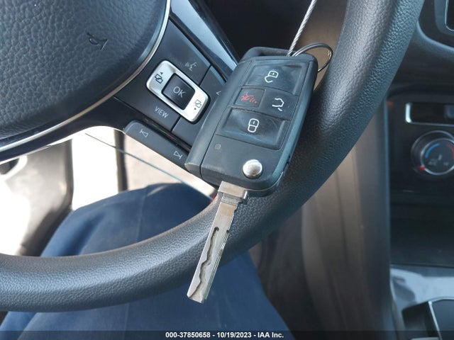 3VV1B7AX3KM029870 Volkswagen TIGUAN S