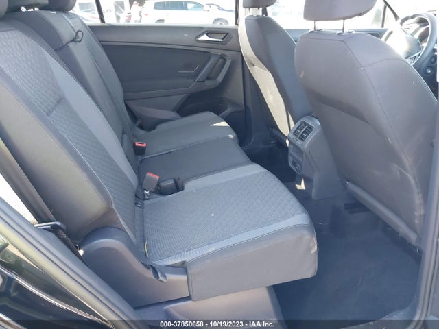 3VV1B7AX3KM029870 Volkswagen TIGUAN S