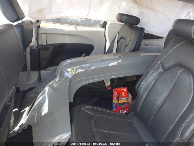 Chrysler Pacifica Touring L 2022 аукцион фото