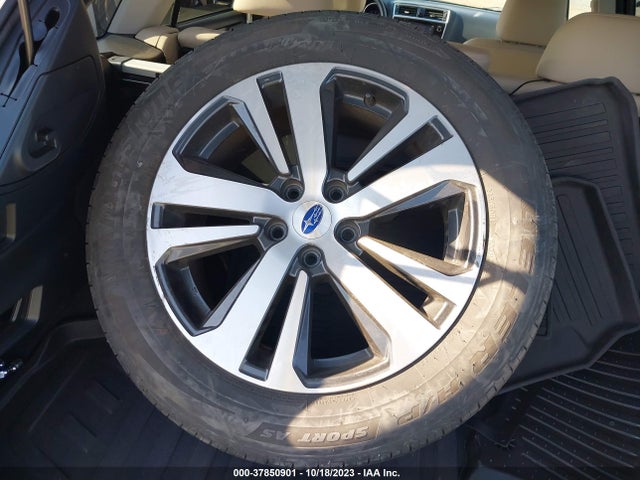 Subaru Outback Limited 2019 4S4BSANC0K3261315 Image 12