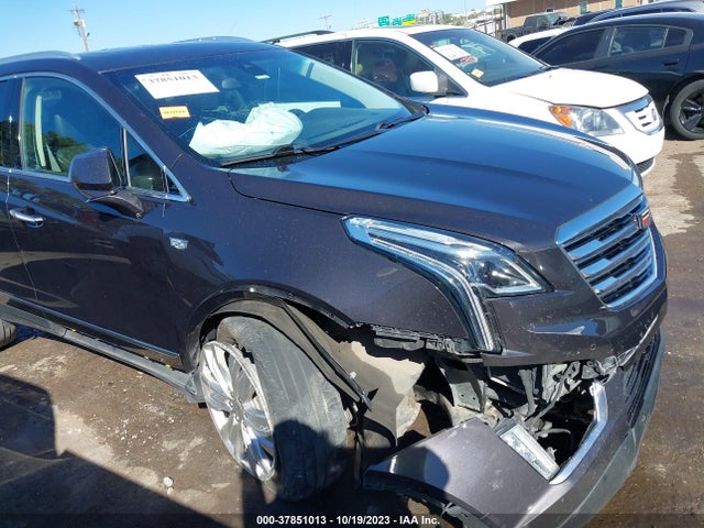 1GYKNCRS1HZ104837 Cadillac Xt5 Premium Luxury Fwd