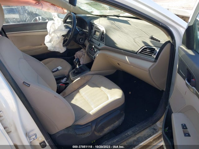 Hyundai ELANTRA SE 2017 5NPD74LFXHH083939 Image 5
