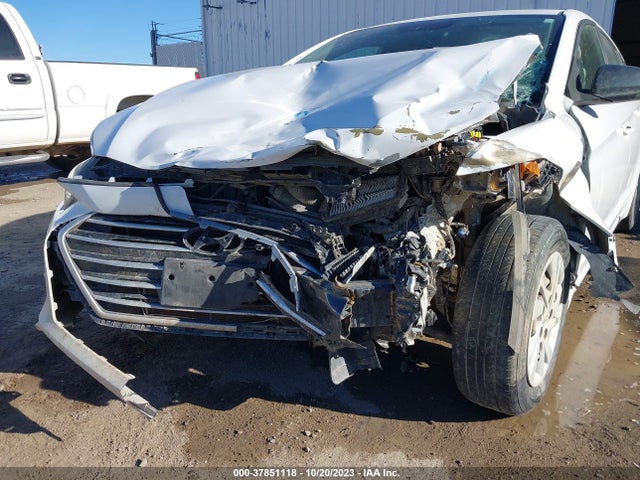 Hyundai ELANTRA SE 2017 5NPD74LFXHH083939 Image 6