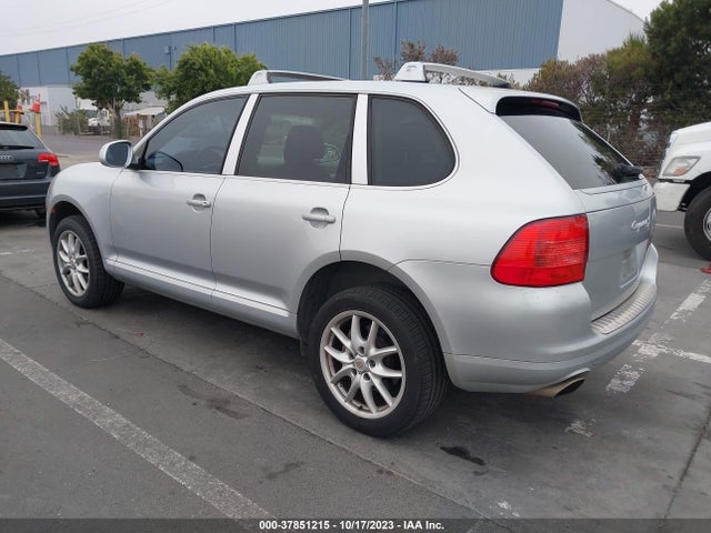 2005 PORSCHE CAYENNE WP1AB29P75LA63207 Photo 2