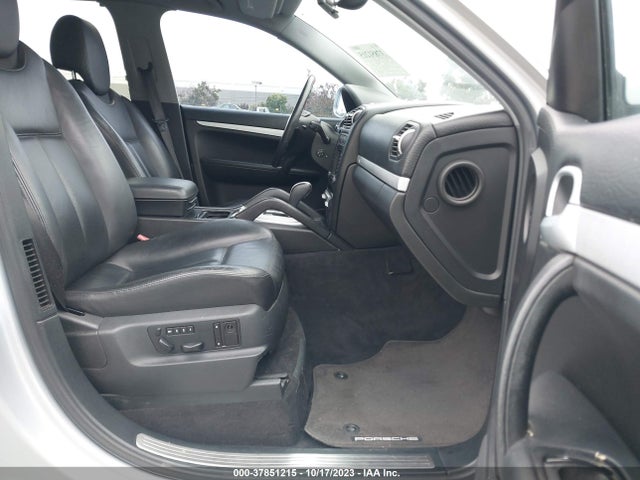 2005 PORSCHE CAYENNE WP1AB29P75LA63207 Photo 4