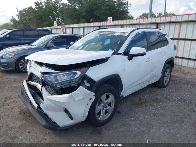 Toyota Rav4 Xle 2020 2T3W1RFV0LW083802 Image 2