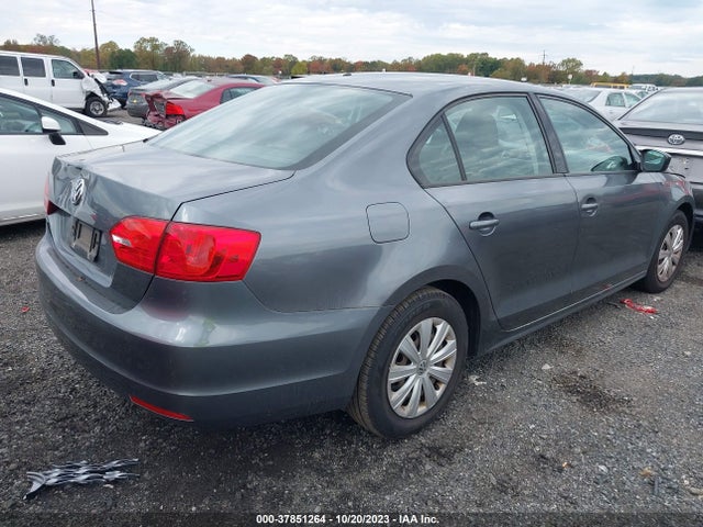 3VW2K7AJ8EM294817 Volkswagen Jetta Sedan S