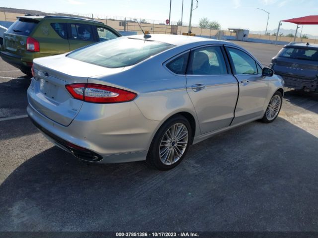 3FA6P0H94FR232995 Ford FUSION SE