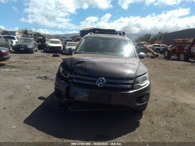 WVGAV7AXXGW532756 Volkswagen Tiguan Sel