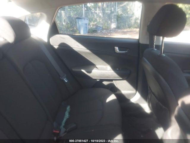 KIA Optima Lx 2017 5XXGT4L3XHG143244 Image 8