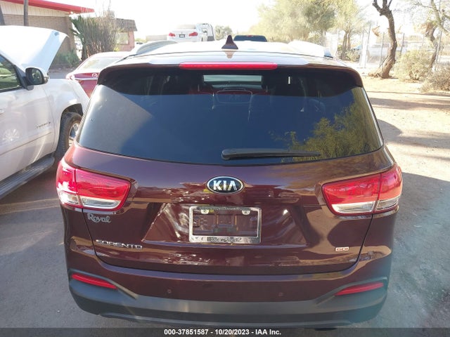 KIA SORENTO LX 2017 5XYPG4A34HG269182 Image 16