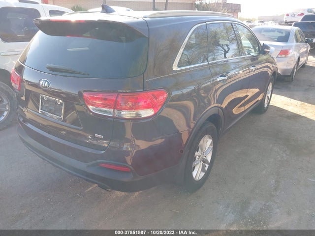 KIA SORENTO LX 2017 5XYPG4A34HG269182 Image 4