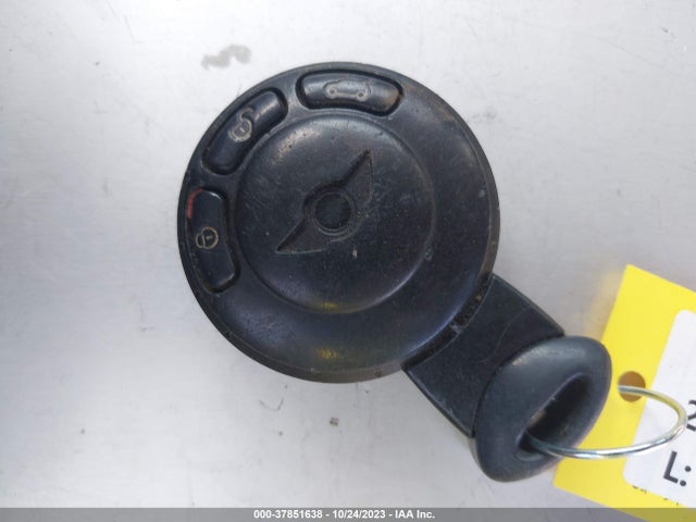 2011 MINI COOPER HARDTOP WMWSU3C59BT093492 Photo 10