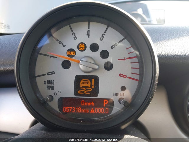 2011 MINI COOPER HARDTOP WMWSU3C59BT093492 Photo 6