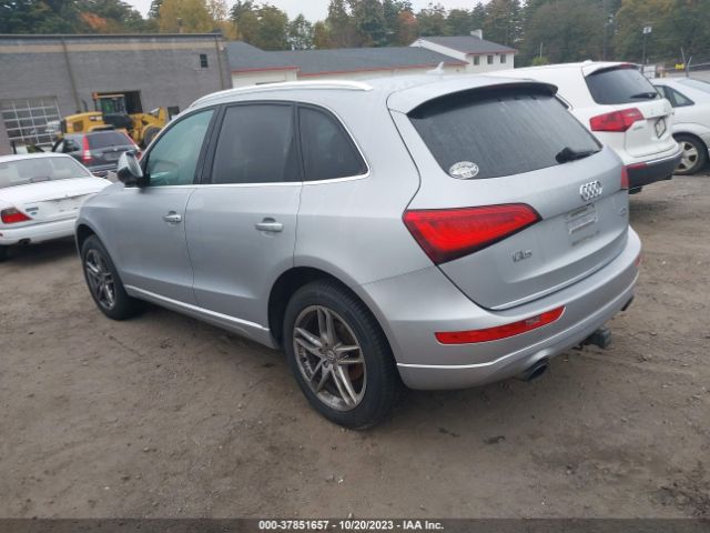 WA1LFAFP8FA043343 Audi Q5 Premium Plus