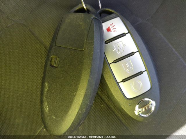 3N1CP5CU5KL528596 Nissan KICKS S