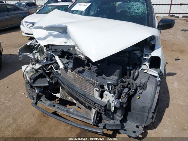 3N1CP5CU5KL528596 Nissan KICKS S
