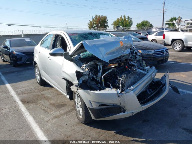 Chevrolet SONIC LT 2016 1G1JC5SG4G4102593 Image 1