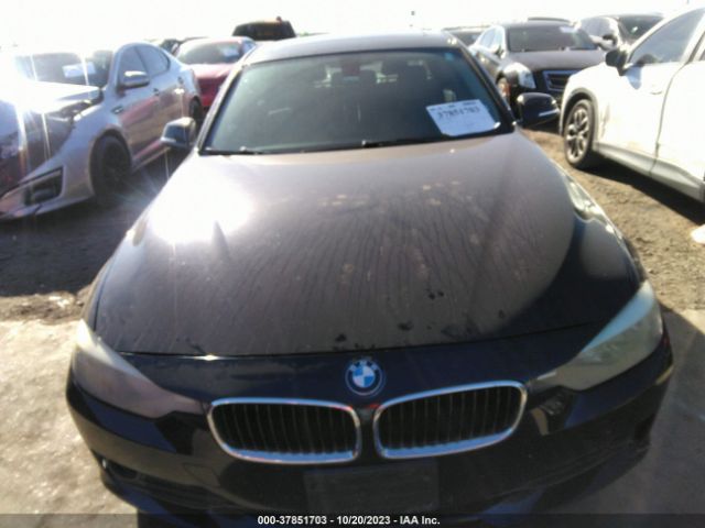 WBA3B1C54EP680050 BMW 3 Series 320i