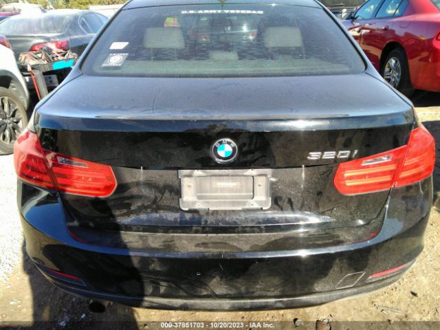 WBA3B1C54EP680050 BMW 3 Series 320i