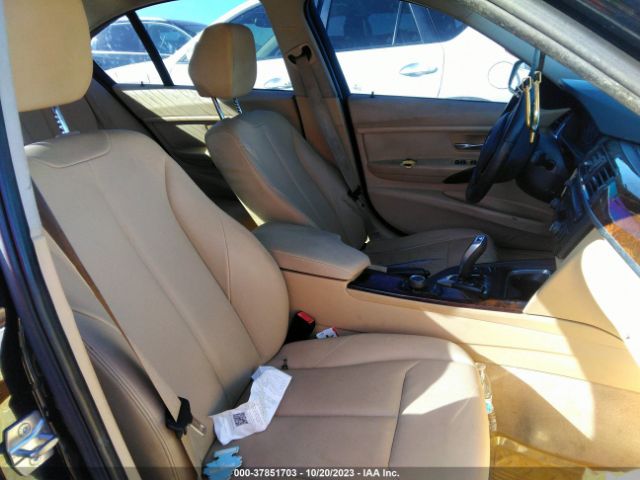 WBA3B1C54EP680050 BMW 3 Series 320i