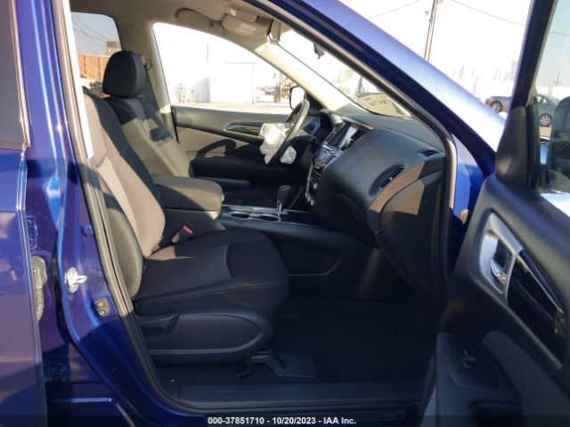 5N1DR2MN5HC671209 Nissan Pathfinder S