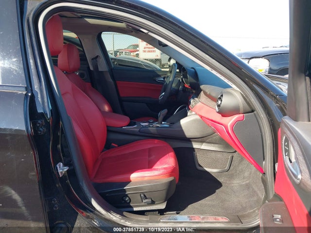 ZARFAMBN4L7626854 Alfa Romeo Giulia Ti Rwd