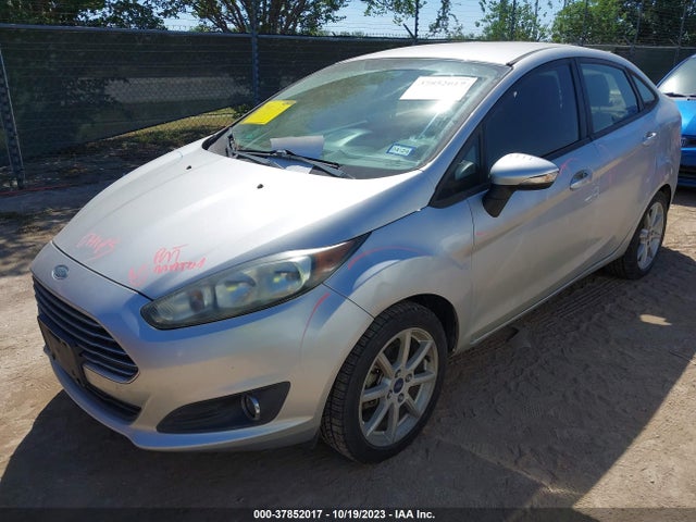 Ford FIESTA SE 2014 3FADP4BJ2EM234788 Image 2