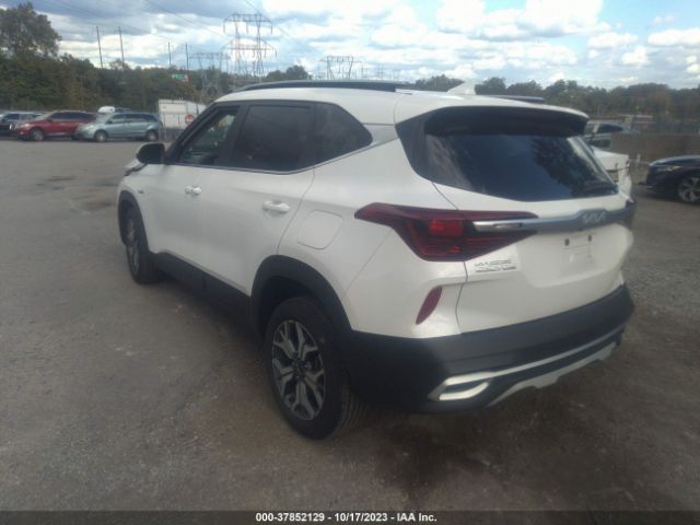 KNDERCAA7N7237085 KIA SELTOS EX
